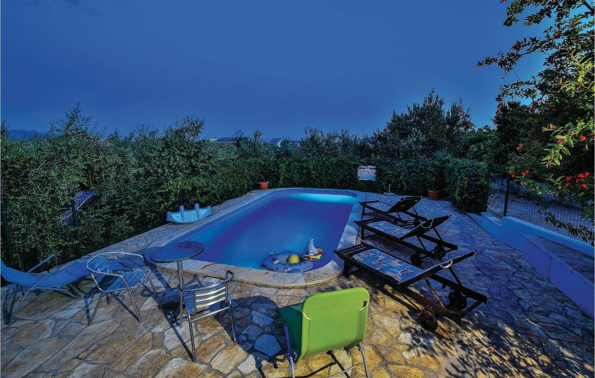 Apartment Kastel Sucurac Ivana Pavla Kaštela Exterior foto